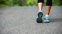 Tradiţionala expresie "mersul pe jos face piciorul frumos", este cât se poate de adevărată. Crezi însă că acesta este singurul beneficiu al mersului pe jos? În următorul articol vei vedea cât de benefică este mişcarea.
